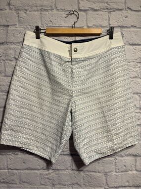 Siberian Board Short White Shorts Navy Sandal Pattern Size 42